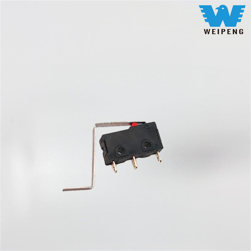 Bếp gas và công tắc chống bụi máy xay sinh tố